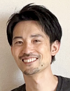 speaker photo